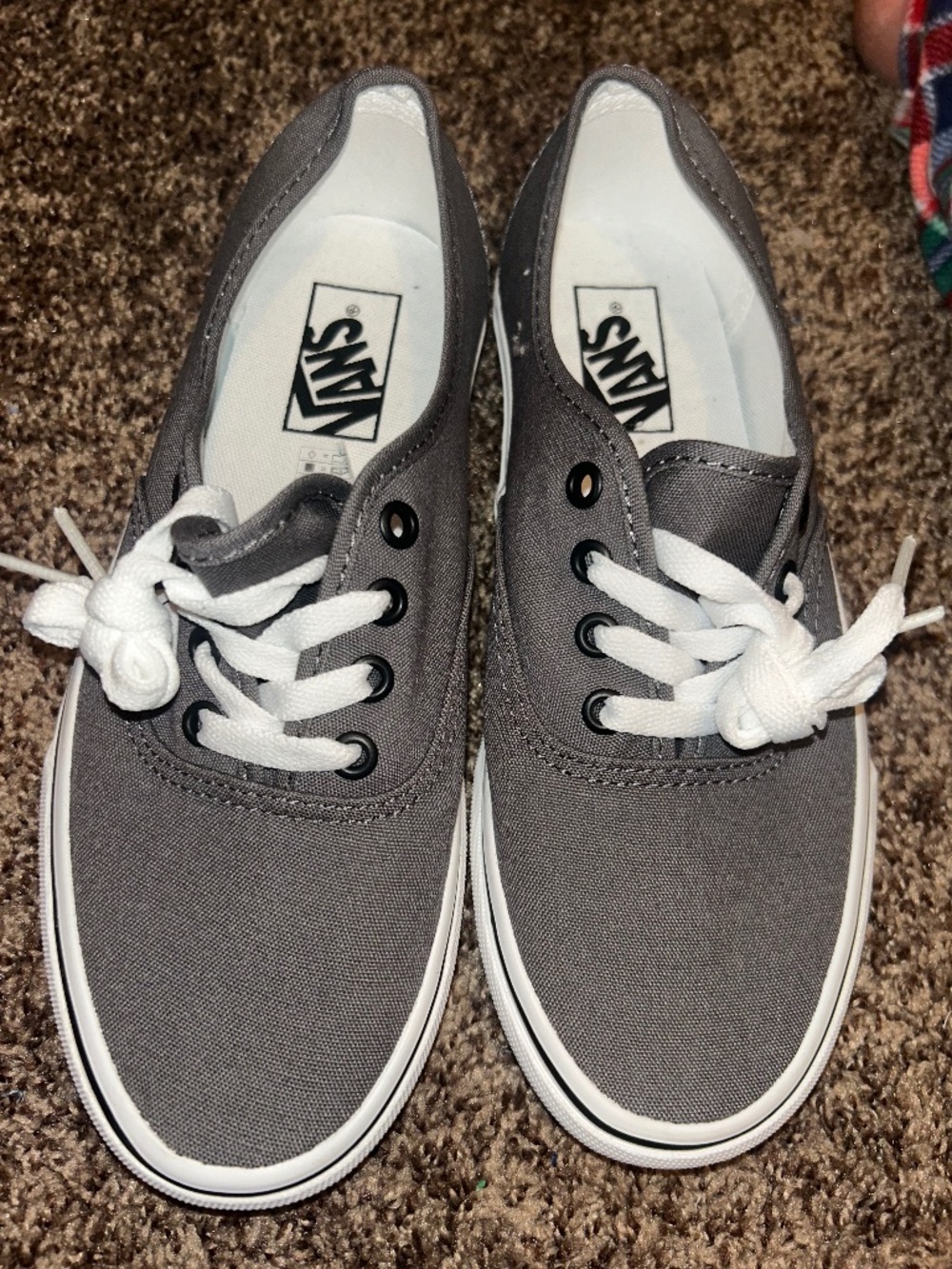 Vans ( Classic) Women’s 7 1/2 Men 6